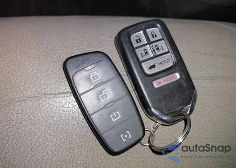 2015 Honda Odyssey Ex-L из США, поврежденный, VIN 5FNRL5H6XFB068370